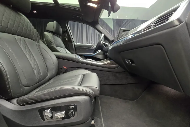 BMW X7 (Seria X) din 2024 cu 39.000 km - oferta BMW222687 - foto 33