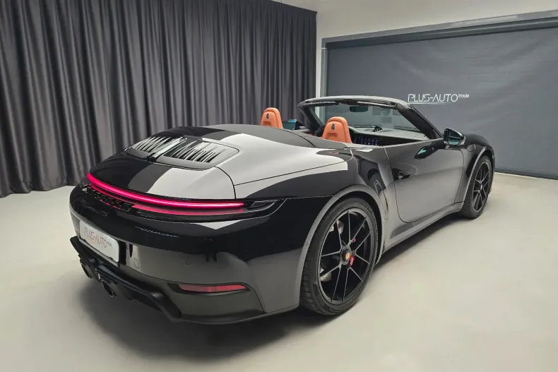 Porsche 911 din 2026 cu 3.950 km - oferta POR222689 - foto 30