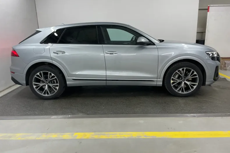 Audi Q8 din 2025 cu 29.710 km - oferta AUD222701 - foto 7