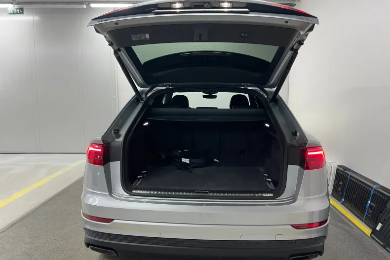 Audi Q8 din 2025 cu 29.710 km - oferta AUD222701 - foto 10