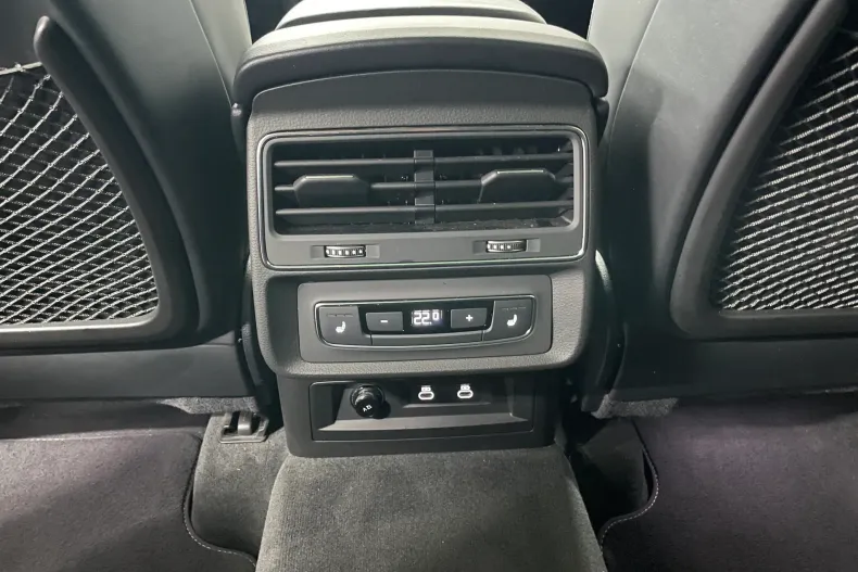 Audi Q8 din 2025 cu 29.710 km - oferta AUD222701 - foto 37