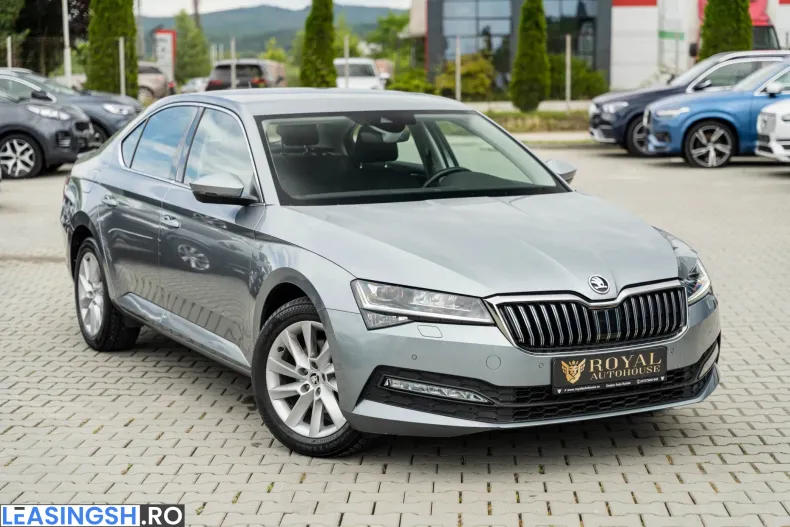 Skoda Superb din 2021 cu 45.389 km - oferta SKO222705 - foto 2