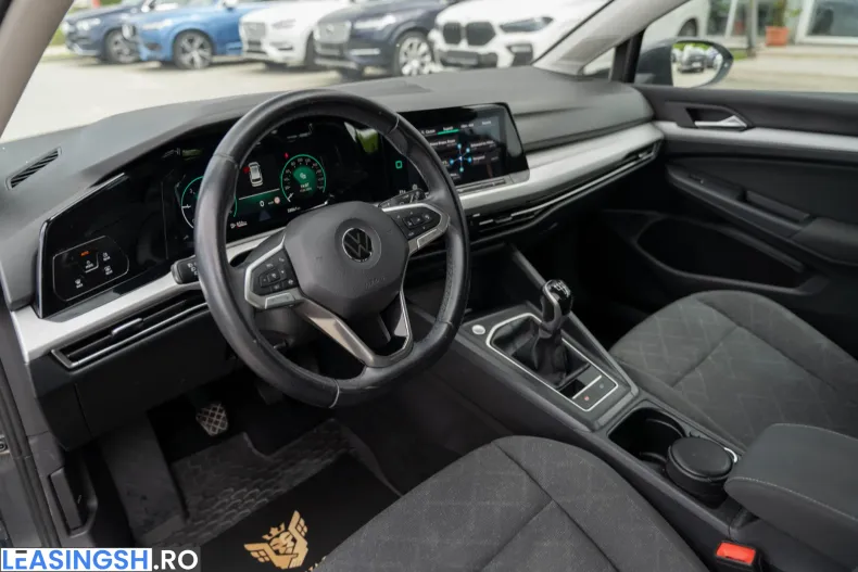 Volkswagen Golf din 2021 cu 58.847 km - oferta VOL222706 - foto 5