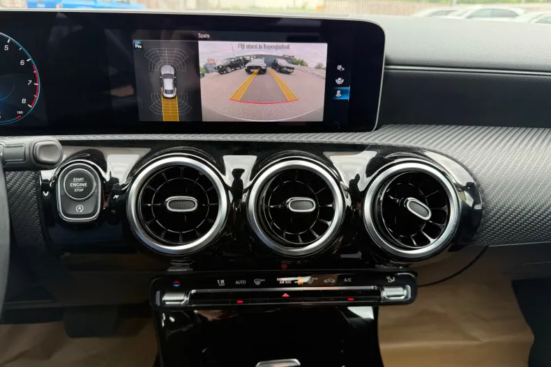 Mercedes-Benz CLA 200 (Clasa CLA) din 2020 cu 100.643 km - oferta MER222713 - foto 12
