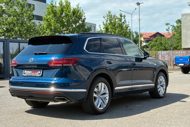 Volkswagen Touareg din 2022 cu 96.388 km - oferta VOL222715 - foto 5