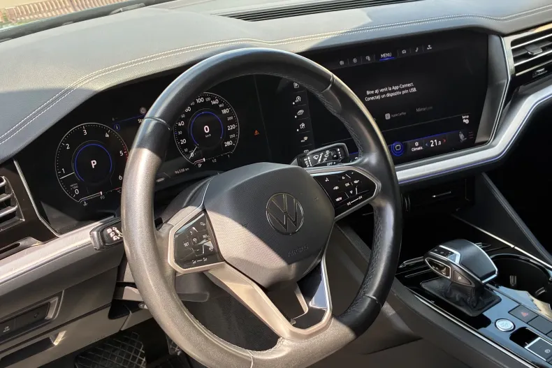 Volkswagen Touareg din 2022 cu 96.388 km - oferta VOL222715 - foto 17