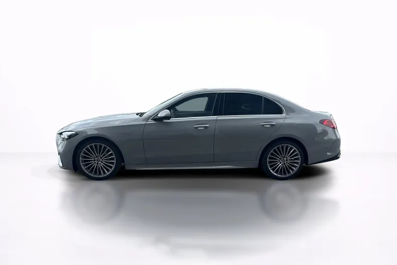 Mercedes-Benz C 300 (Clasa C) din 2026 cu 10 km - oferta MER222723 - foto 5