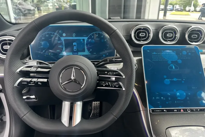 Mercedes-Benz C 300 (Clasa C) din 2026 cu 10 km - oferta MER222723 - foto 11
