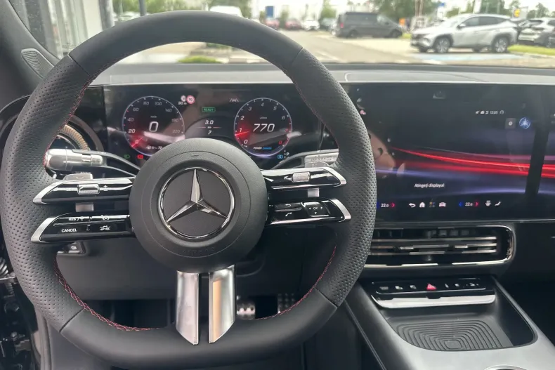 Mercedes-Benz GLB (Clasa GLB) din 2026 cu 3.100 km - oferta MER222724 - foto 12