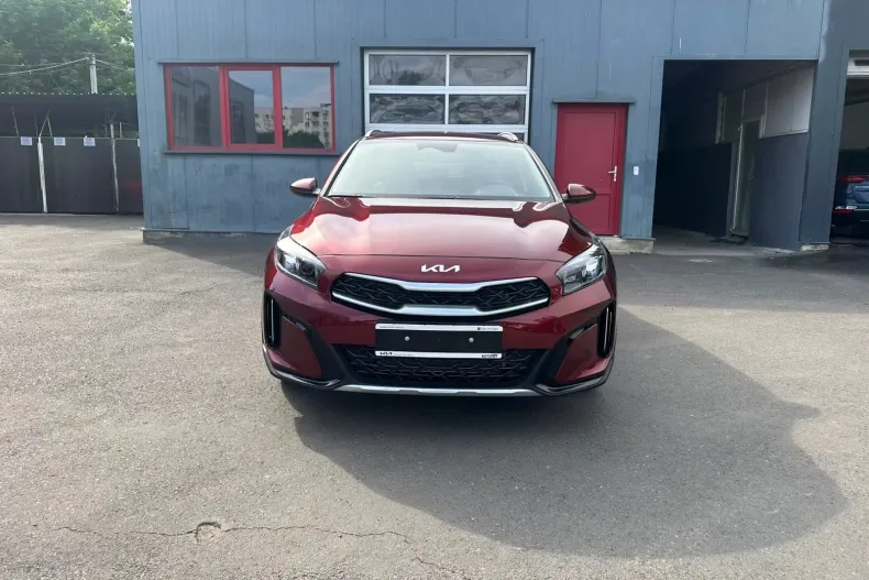 Kia XCeed din 2026 cu 5 km - oferta KIA222728 - foto 2