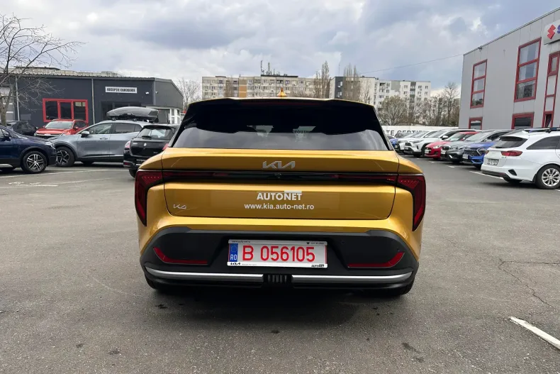 Kia K4 din 2025 cu 1.750 km - oferta KIA222730 - foto 3