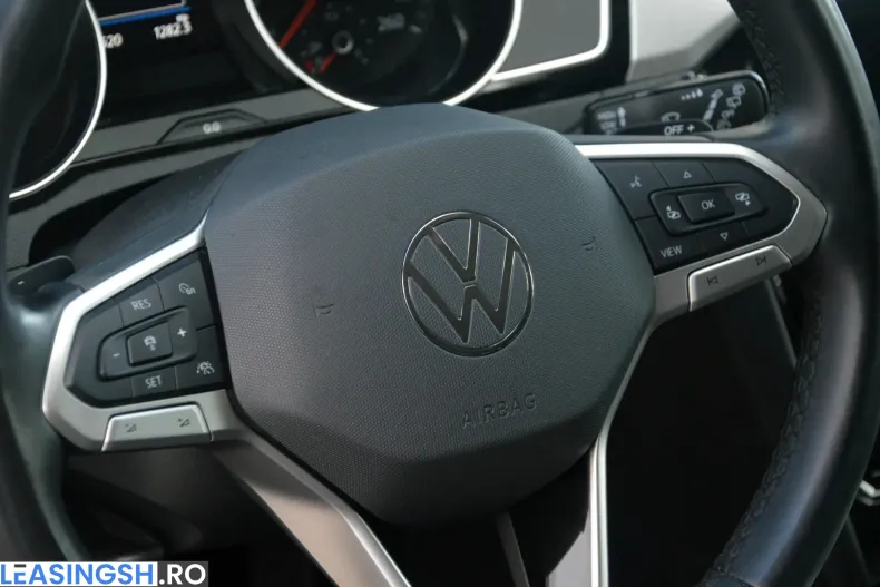 Volkswagen Passat din 2022 cu 109.520 km - oferta VOL222734 - foto 36