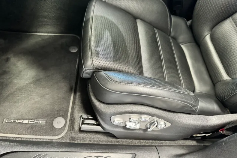 Porsche Macan din 2020 cu 102.000 km - oferta POR222739 - foto 19