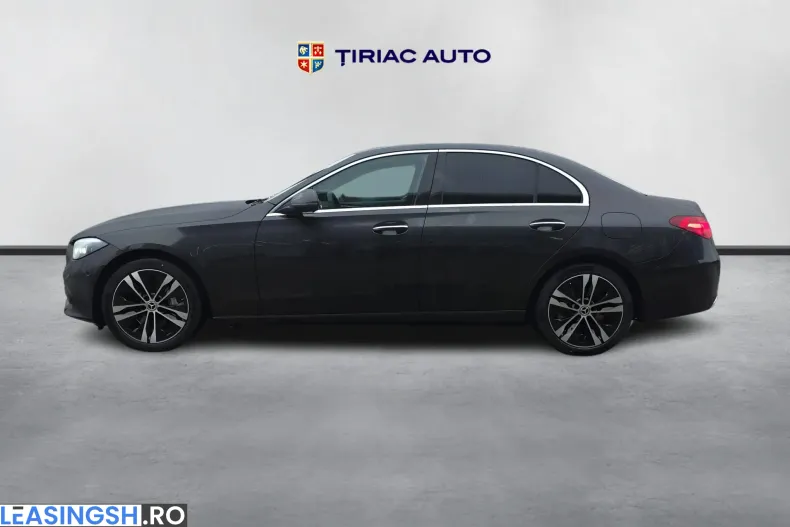 Mercedes-Benz C 300 (Clasa C) din 2025 cu 3.000 km - oferta MER222740 - foto 2