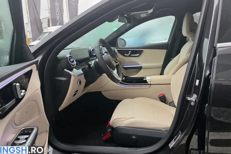 Mercedes-Benz C 300 (Clasa C) din 2025 cu 3.000 km - oferta MER222740 - foto 13