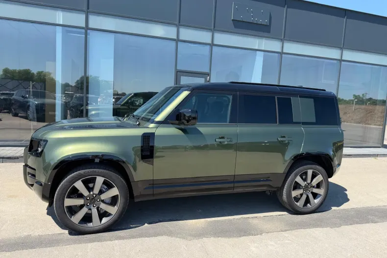 Land Rover Defender din 2025 cu 4.000 km - oferta LAN222742 - foto 5
