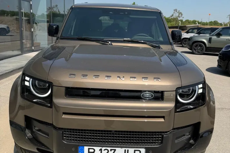 Land Rover Defender din 2026 cu 3.000 km - oferta LAN222743 - foto 7