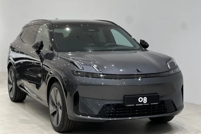 Lynk & Co 08 din 2025 cu 1.000 km - oferta LYN222746 - foto 8