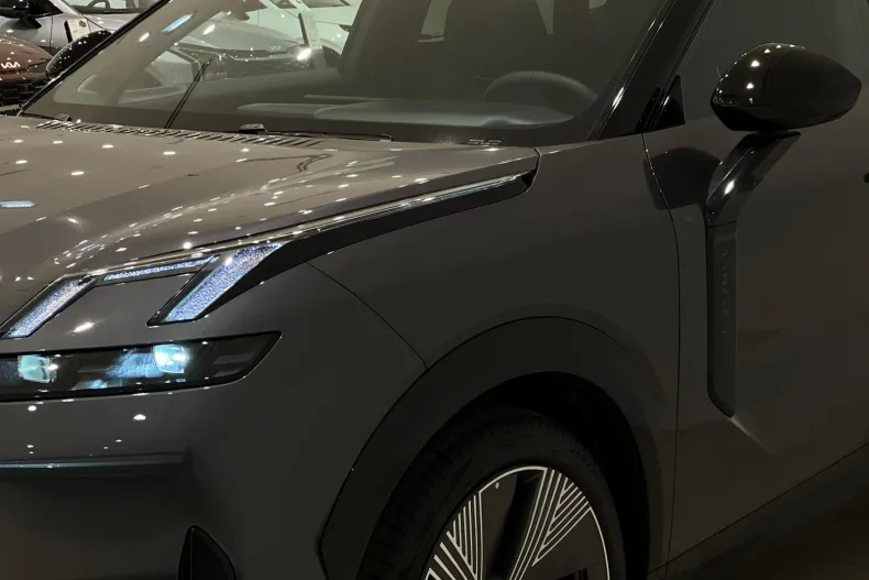 Lynk & Co 08 din 2025 cu 1.000 km - oferta LYN222746 - foto 20