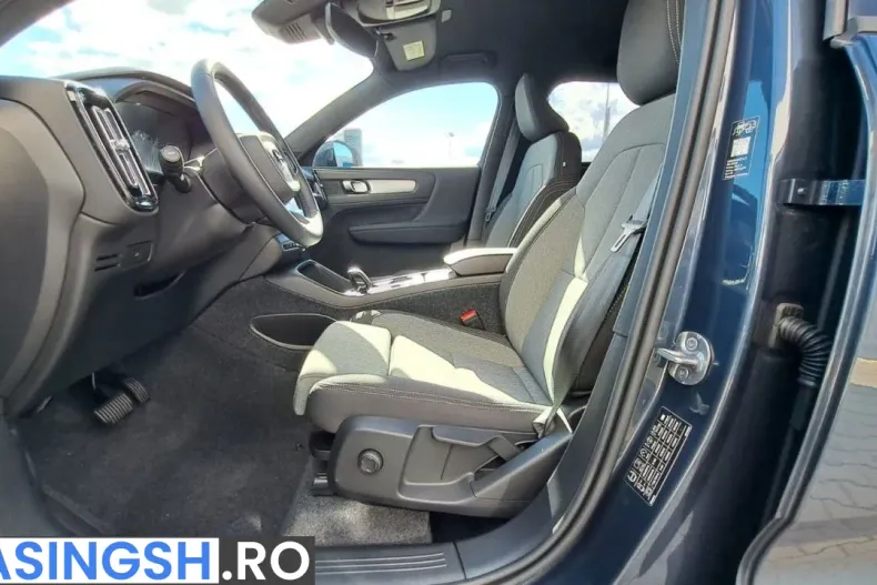 Volvo XC40 din 2026 cu 1 km - oferta VOL222749 - foto 13