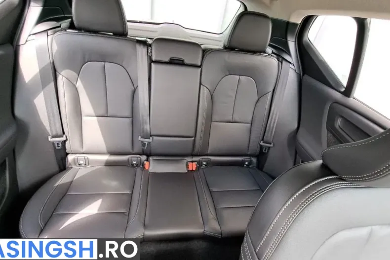 Volvo XC40 din 2025 cu 1 km - oferta VOL222750 - foto 11