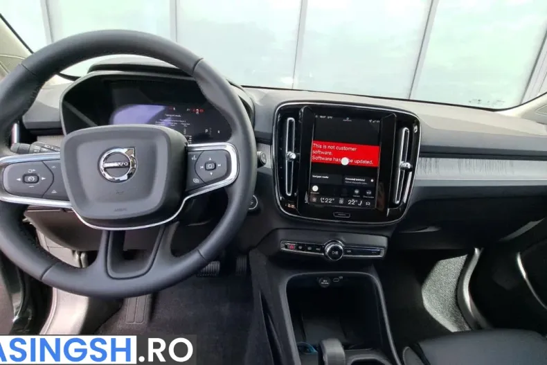 Volvo XC40 din 2025 cu 1 km - oferta VOL222750 - foto 14
