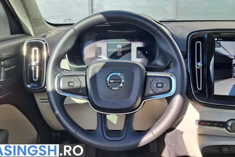 Volvo XC40 din 2024 cu 32.213 km - oferta VOL222752 - foto 13