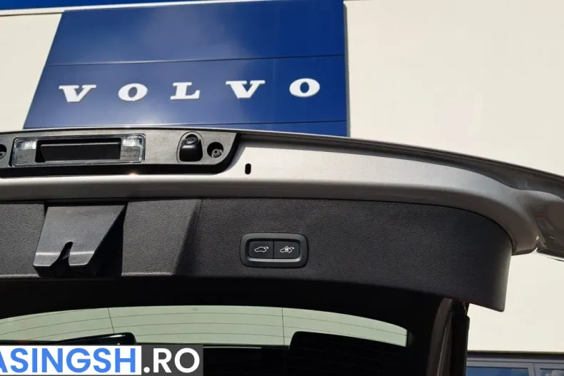 Volvo XC40 din 2024 cu 32.213 km - oferta VOL222752 - foto 17