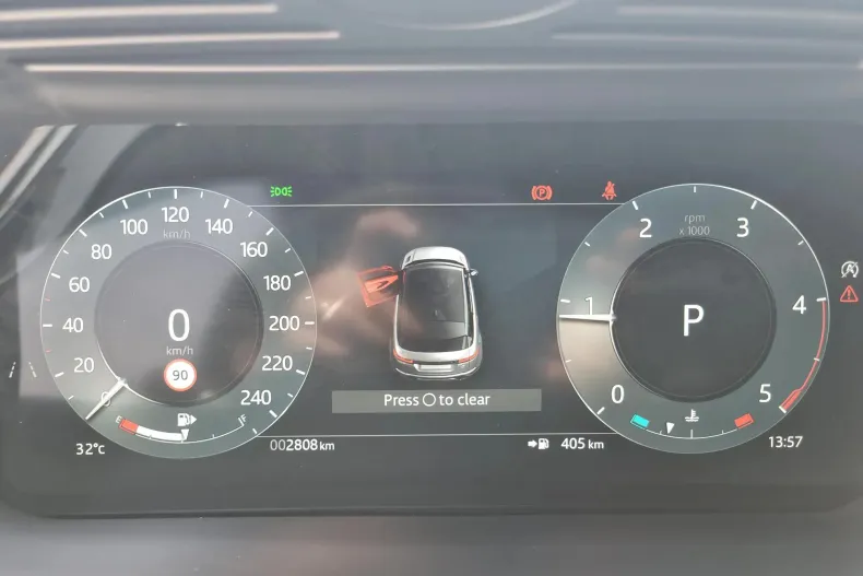 Land Rover Range Rover Evoque din 2024 cu 4.700 km - oferta LAN222754 - foto 10