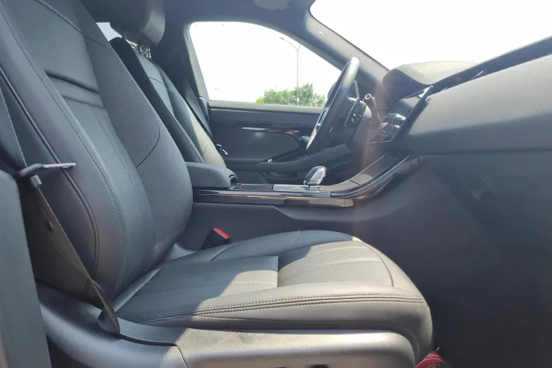 Land Rover Range Rover Evoque din 2024 cu 4.700 km - oferta LAN222754 - foto 11