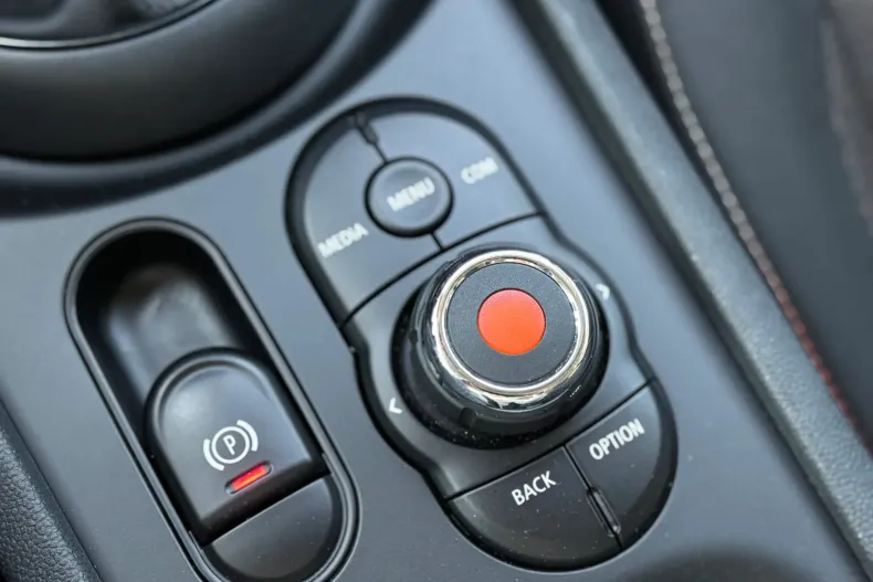 MINI Clubman din 2022 cu 171.000 km - oferta MIN222763 - foto 32