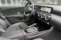 Mercedes-Benz A 200 (Clasa A) din 2024 cu 3.783 km - oferta MER222800 - foto 13