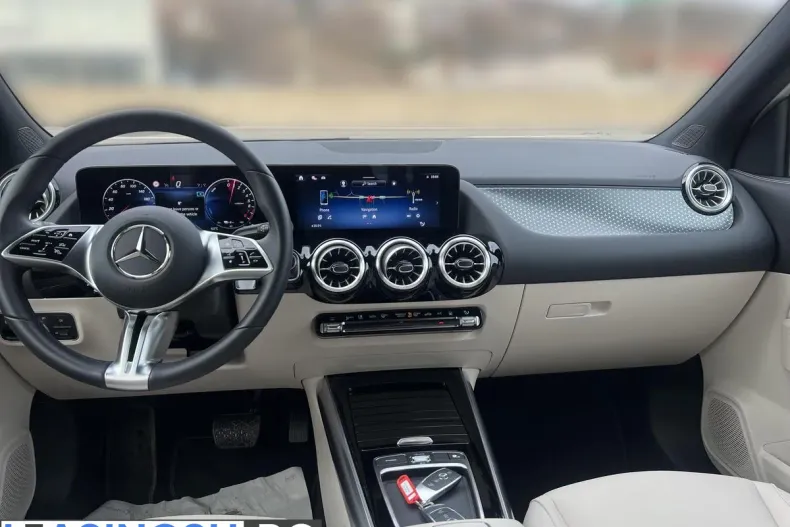 Mercedes-Benz GLA (Clasa GLA) din 2024 cu 1.708 km - oferta MER222802 - foto 13