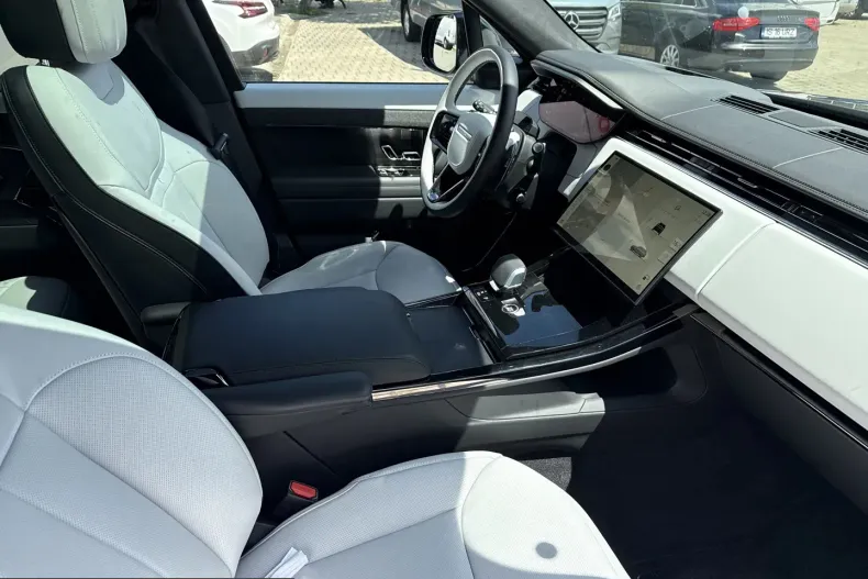 Land Rover Range Rover Sport din 2026 cu 1 km - oferta LAN222804 - foto 12