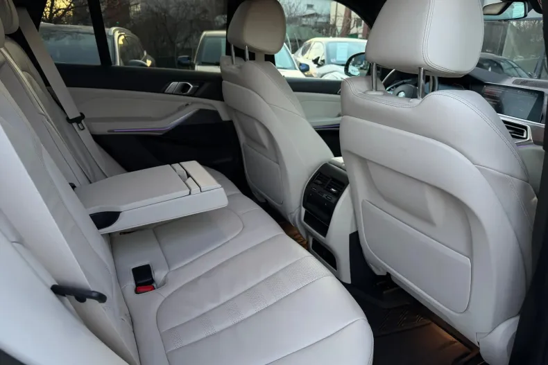 BMW X5 (Seria X) din 2020 cu 67.000 km - oferta BMW222809 - foto 20