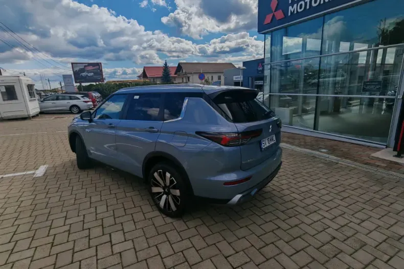 Mitsubishi Outlander din 2025 cu 48 km - oferta MIT222827 - foto 11