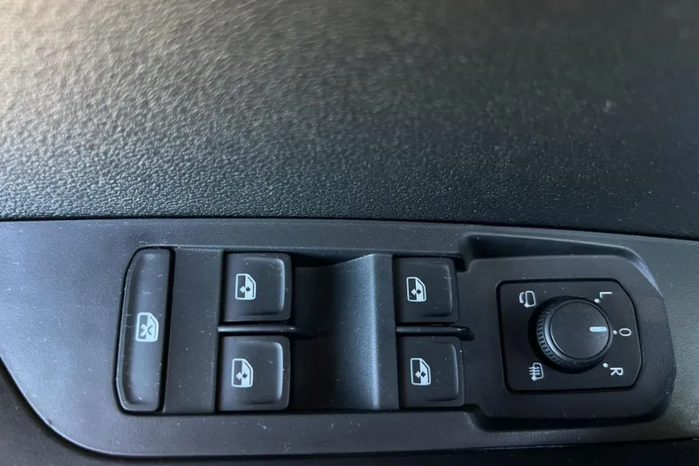 Skoda Karoq din 2024 cu 72.419 km - oferta SKO222833 - foto 32