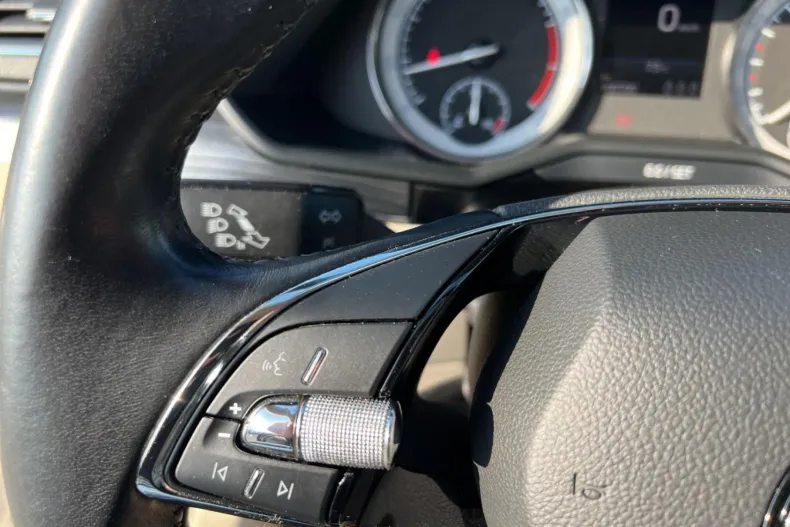 Skoda Superb din 2021 cu 100.700 km - oferta SKO222834 - foto 22