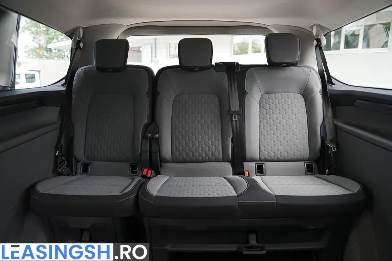 Ford Tourneo Custom din 2024 cu 18.400 km - oferta FOR222847 - foto 21