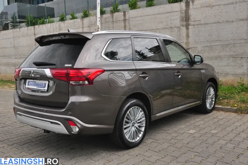 Mitsubishi Outlander din 2020 cu 177.250 km - oferta MIT222849 - foto 4