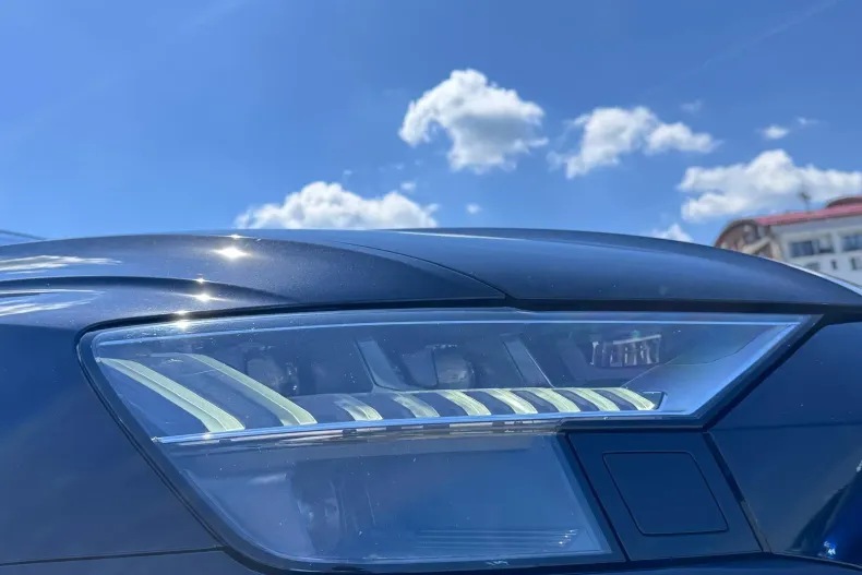 Audi SQ8 din 2020 cu 118.756 km - oferta AUD222862 - foto 10