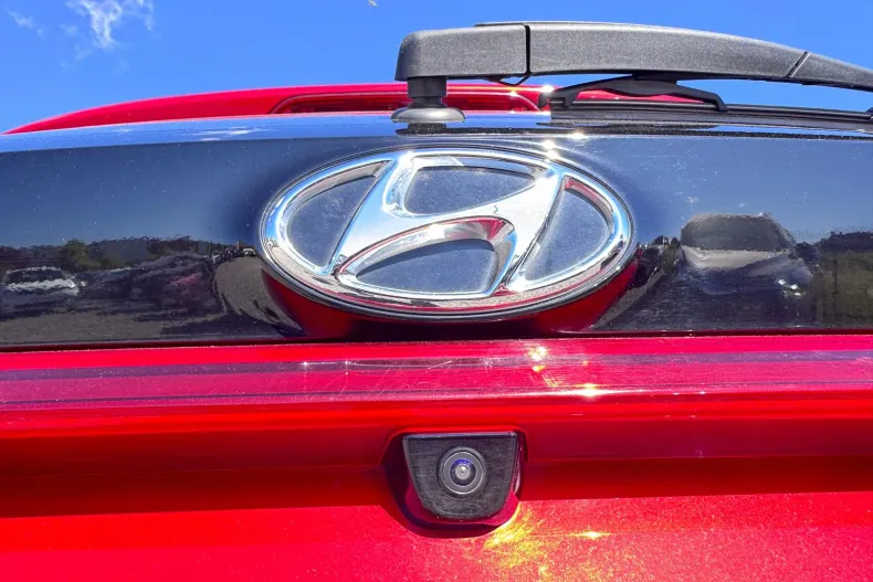 Hyundai i20 din 2023 cu 32.184 km - oferta HYU222863 - foto 8