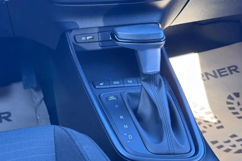 Hyundai i20 din 2023 cu 32.184 km - oferta HYU222863 - foto 16