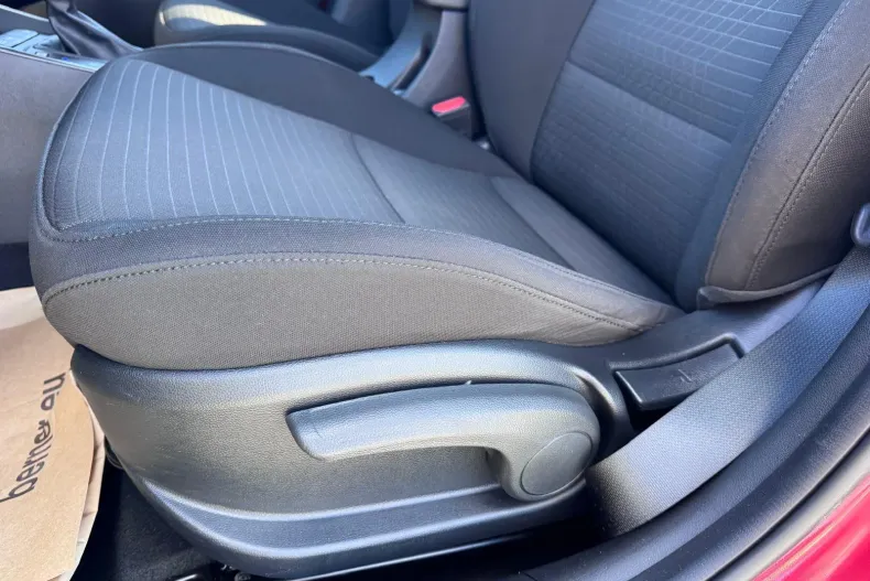 Hyundai i20 din 2023 cu 32.184 km - oferta HYU222863 - foto 18