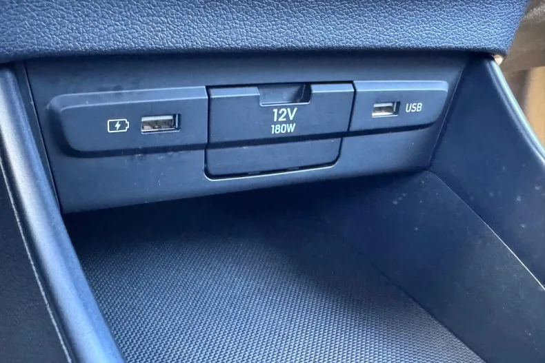 Hyundai i20 din 2023 cu 32.184 km - oferta HYU222863 - foto 23