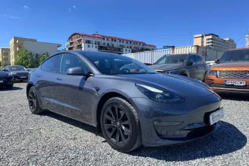 Tesla Model 3 din 2022 - oferta TES222864