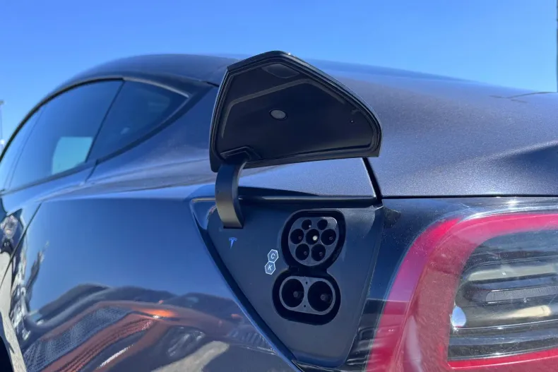 Tesla Model 3 din 2022 cu 171.998 km - oferta TES222864 - foto 10