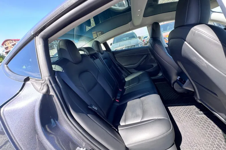 Tesla Model 3 din 2022 cu 171.998 km - oferta TES222864 - foto 14
