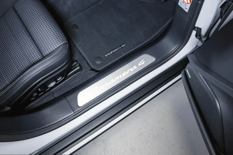 Porsche Panamera din 2025 cu 19.990 km - oferta POR222872 - foto 30