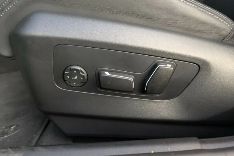 BMW M5 (Seria 5) din 2025 cu 5.699 km - oferta BMW222877 - foto 8